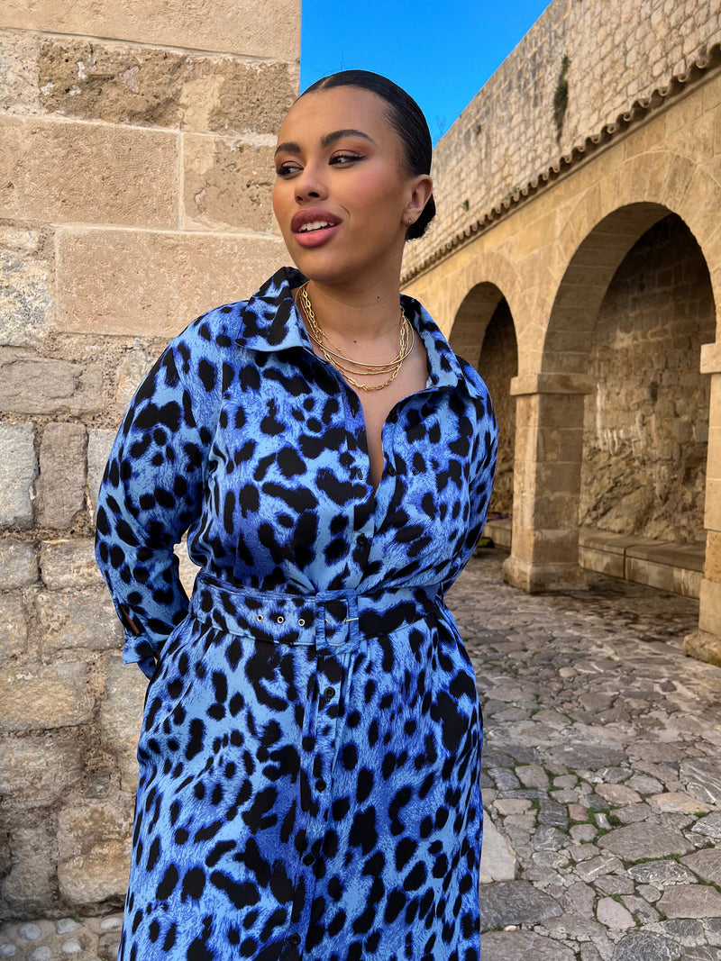 Alva Midi Shirt Dress In Bright Blue Leopard - Extended Sizing