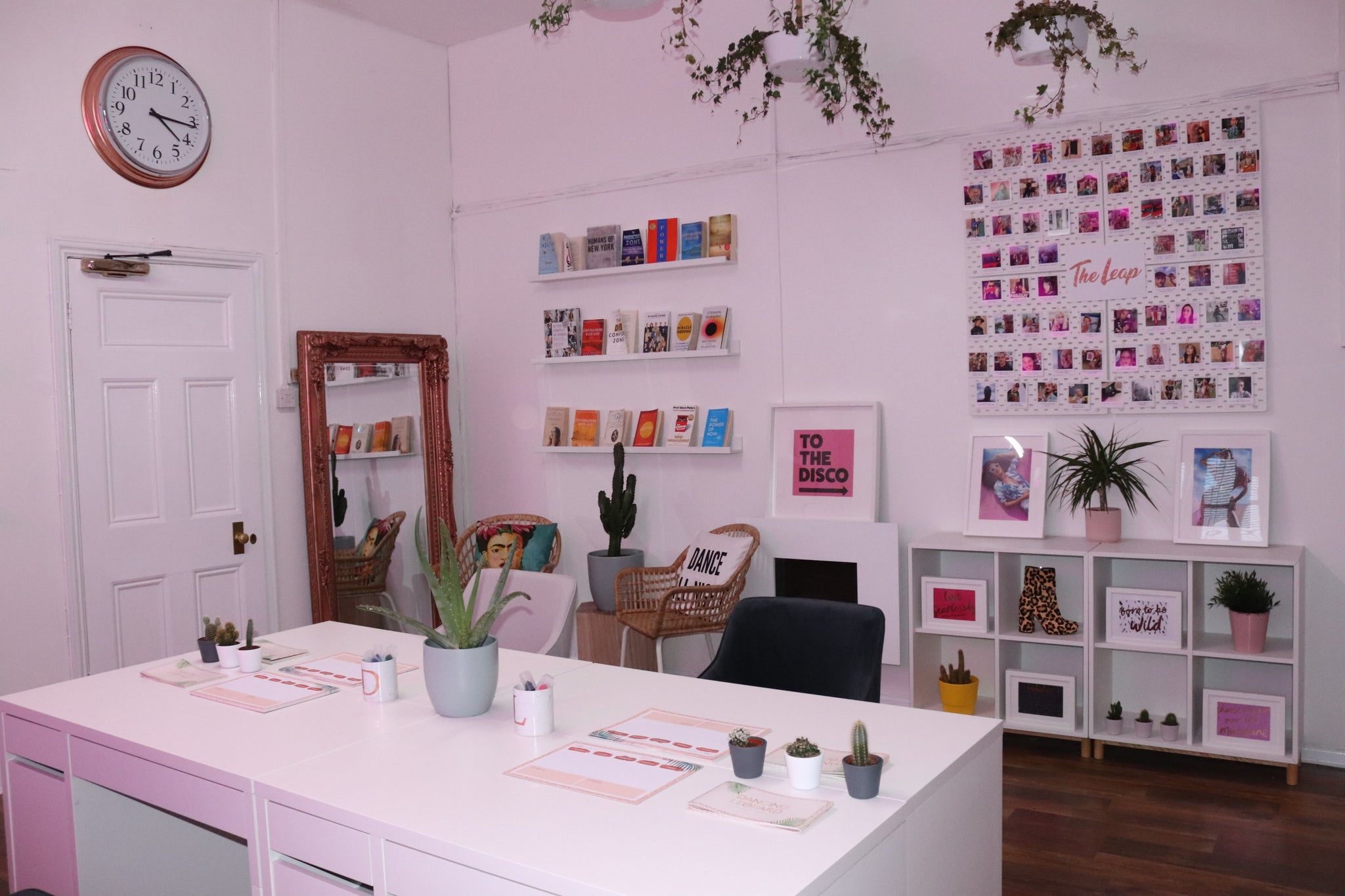 We're Hiring | Senior Customer Service Executive