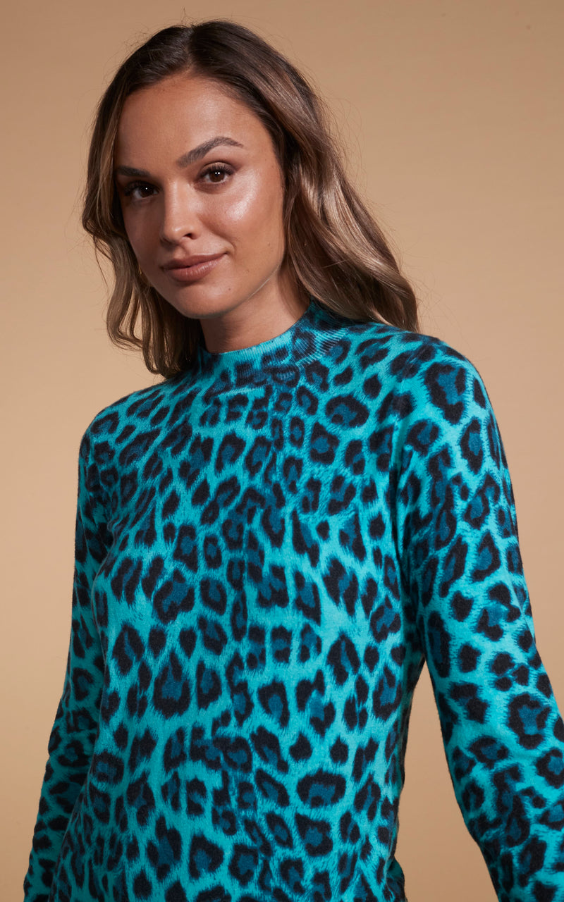 Lynx Slouchy Mini Dress in Green Leopard Dancing Leopard