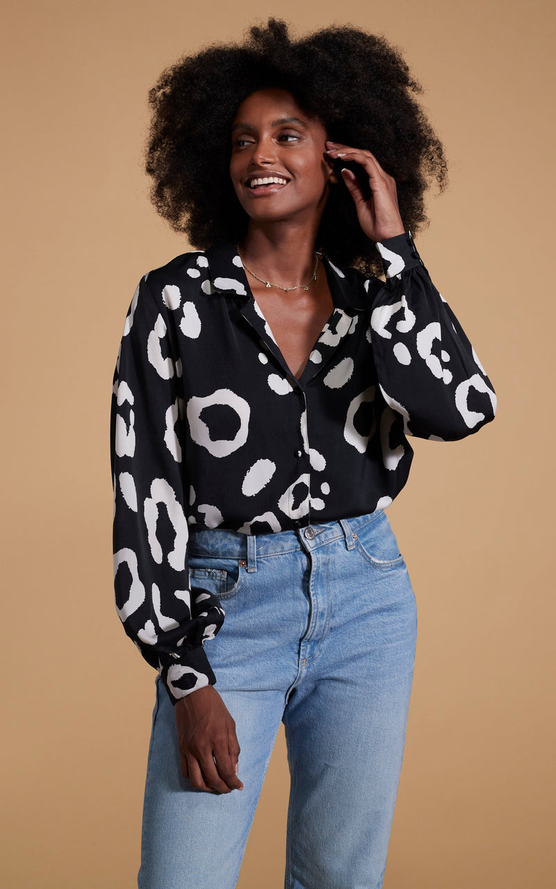 Dancing Leopard model wearing Dixie Balloon Sleeve Shirt In Oversized Mono Leopard