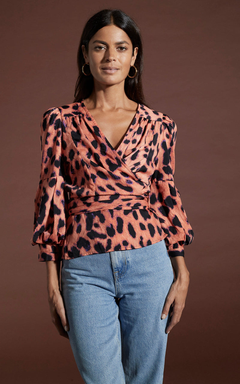 Pleorange leopard top